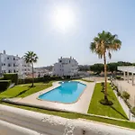 Apartment Tangerine By Hellovacations *