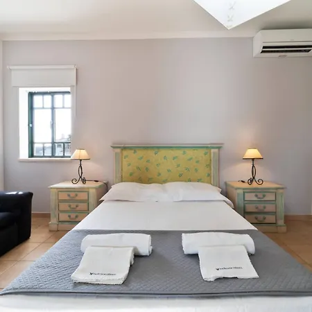 Апартаменты Tangerine By Hellovacations