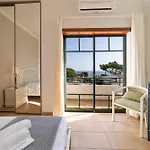 Tangerine By Hellovacations البوفيرا